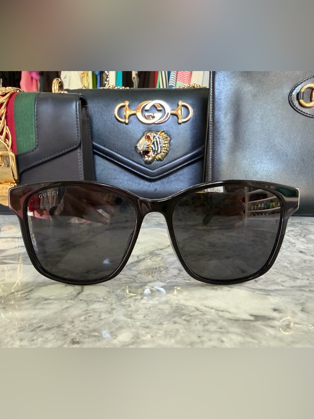 NBW Authentic Gucci Black Sunglasses with Green and Red Stripe